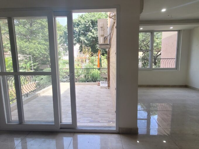 3BHK Luxurious Simplex Flat for Rent in C9 with Terrace